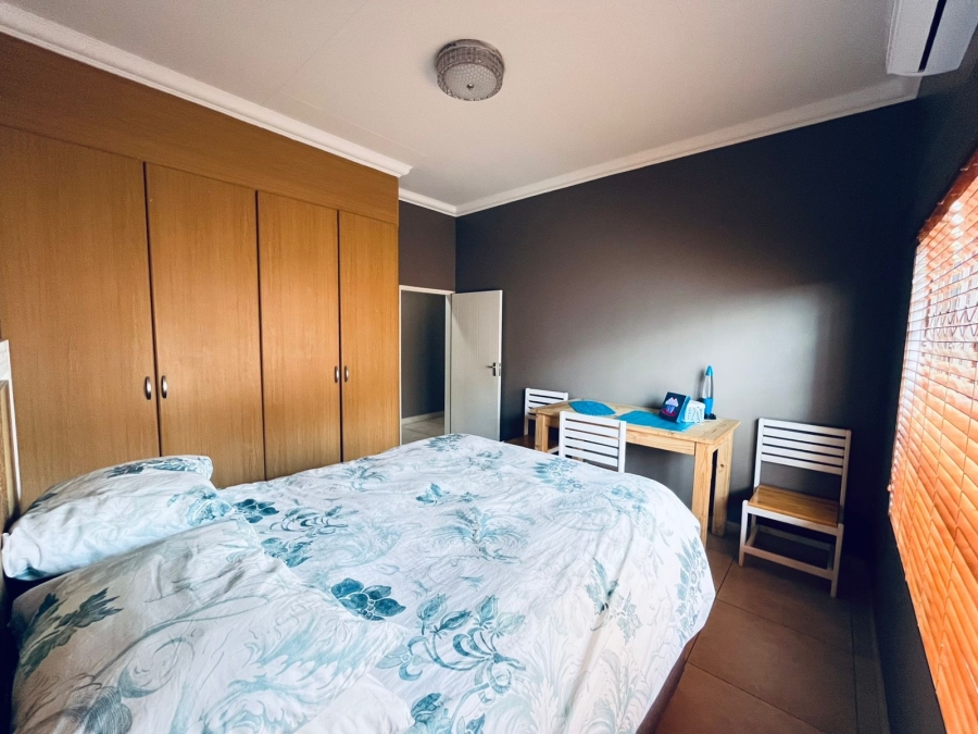 3 Bedroom Property for Sale in Safari Gardens North West